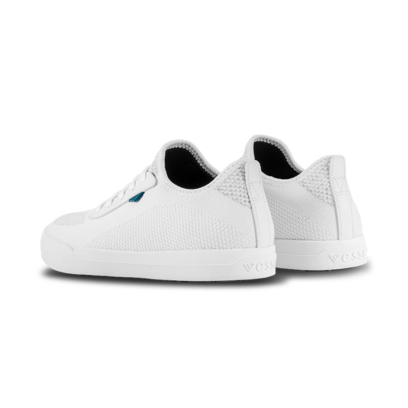 White Vessi Weekend Men's Waterproof Sneakers | zJN0tNV